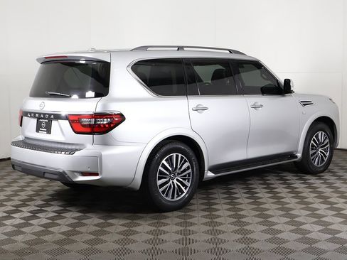 Used 2021 Nissan Armada SV w/ SV Appearance Package image 11