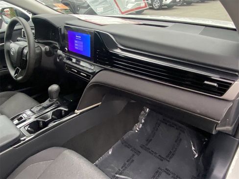 Certified 2025 Toyota Camry LE image 16