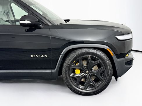 Used 2023 Rivian R1S Adventure AWD/4WD image 41