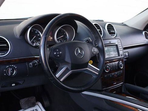 Used 2012 Mercedes-Benz GL 450 4MATIC image 16