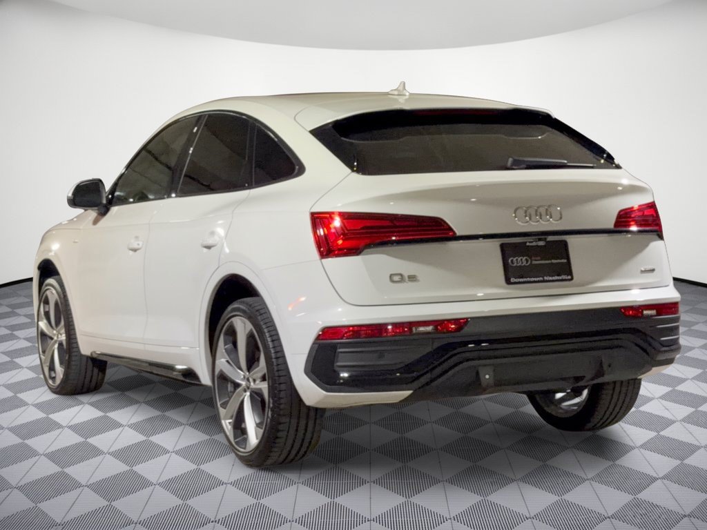 Used 2023 Audi Q5 2.0T Premium Plus w/ Premium Plus Package AWD/4WD image 3