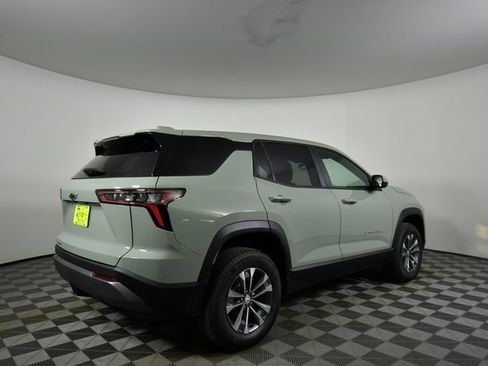 New 2026 Chevrolet Equinox LT w/ LPO, Floor Liner Package image 10