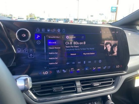 New 2026 Chevrolet Equinox EV RS image 31