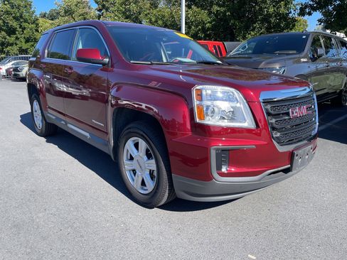 Used 2016 GMC Terrain SLE FWD image 1