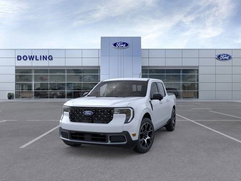 New 2025 Ford Maverick Lariat image 2