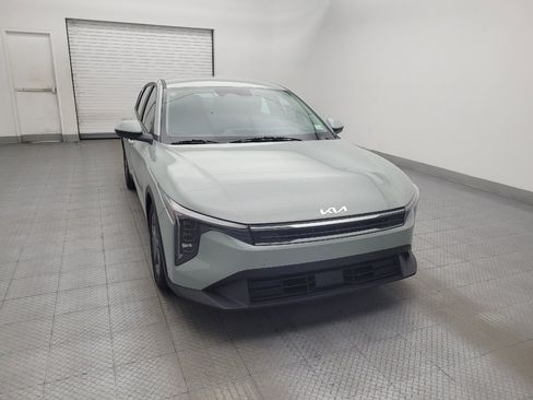Used 2025 Kia K4 FWD image 14