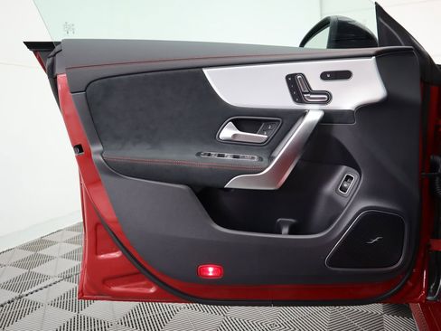 Certified 2025 Mercedes-Benz CLA 35 AMG 4MATIC image 25