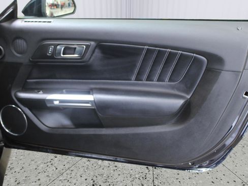 Used 2021 Ford Mustang Premium image 36