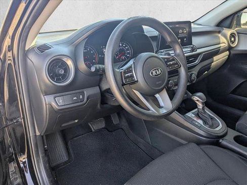 Used 2020 Kia Forte LXS FWD image 10