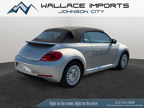 Used 2013 Volkswagen Beetle 2.5 FWD image 6