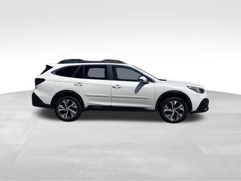 Used 2021 Subaru Outback Limited AWD/4WD image 2