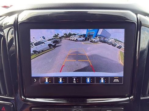 Used 2021 Chevrolet Traverse RS AWD/4WD image 27