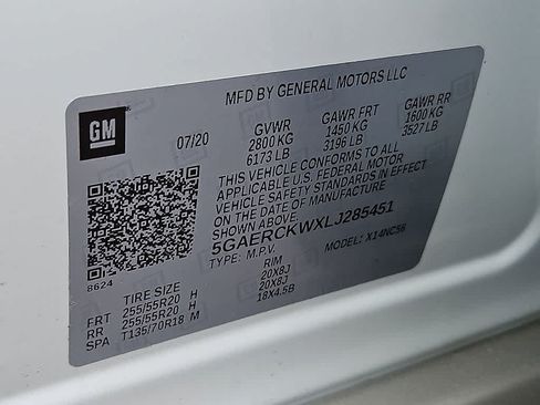 Used 2020 Buick Enclave Premium w/ Surround and Sites Package FWD image 29