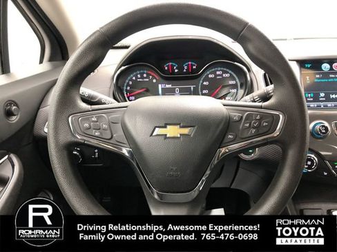 Used 2017 Chevrolet Cruze LT w/ Sun And Sound Package FWD image 16