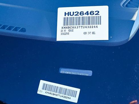 New 2026 Hyundai Venue SEL image 30