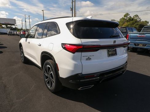 New 2026 Buick Enclave Sport Touring image 7