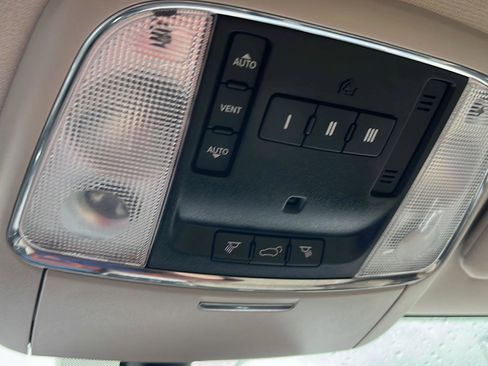 Used 2017 Dodge Durango Citadel w/ Premium Entertainment Group AWD/4WD image 20