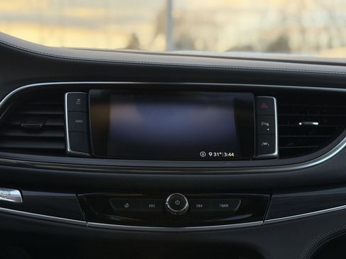 Used 2021 Buick Enclave Premium w/ Sun and Sites Package image 20