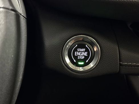 Certified 2023 Buick Envision Avenir AWD/4WD image 17