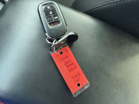 Used 2023 Honda Accord EX image 39