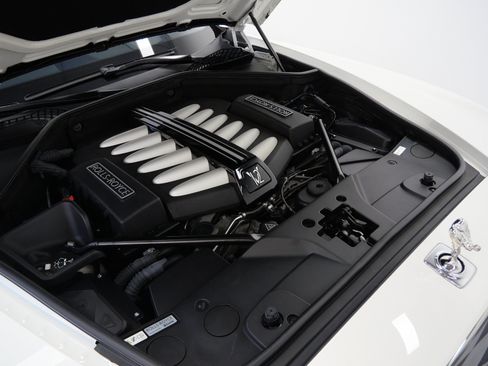 Used 2013 Rolls-Royce Ghost RWD image 41