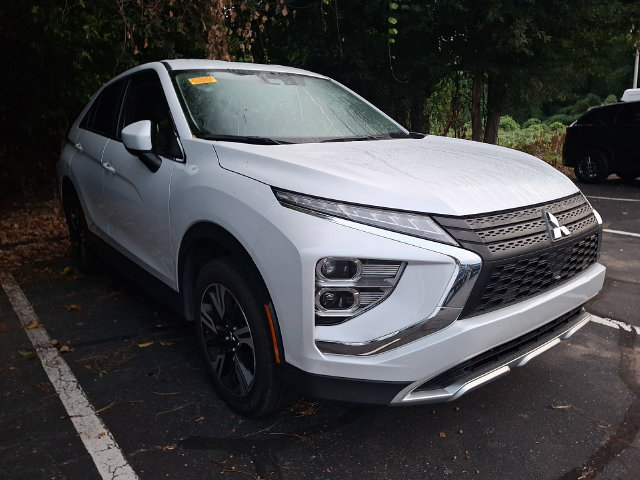 Used 2025 Mitsubishi Eclipse Cross SE AWD/4WD image 3