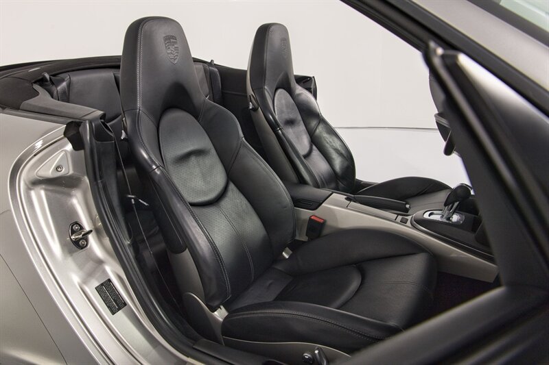 Used 2012 Porsche 911 Carrera 4 GTS AWD/4WD image 33