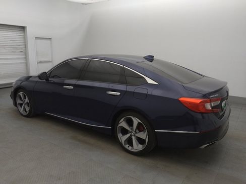 Used 2018 Honda Accord Touring image 3