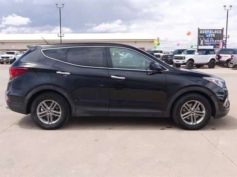 Used 2018 Hyundai Santa Fe Sport FWD image 5