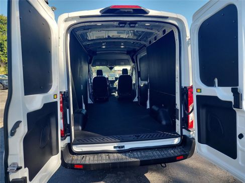 New 2026 Ford Transit 250 148 Medium Roof w/ Load Area Protection Package image 15