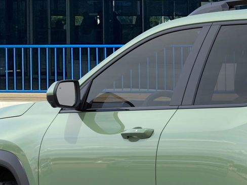 New 2026 Chevrolet Equinox ACTIV w/ Safety and Technology Package image 12