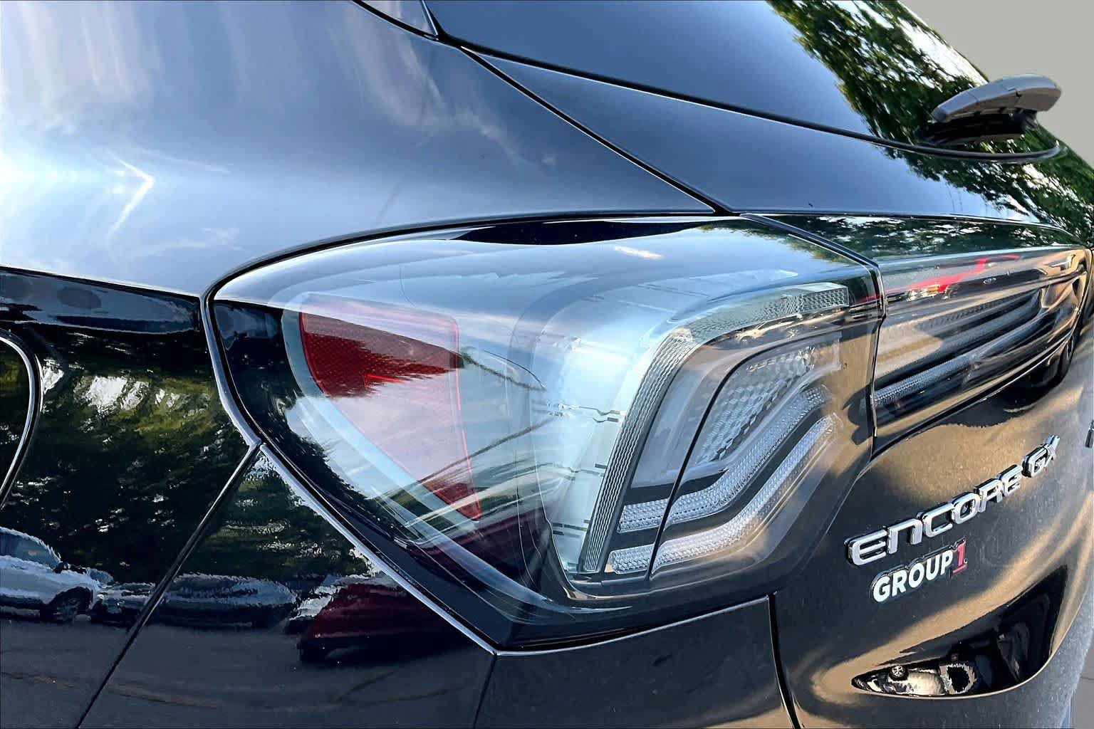 Used 2024 Buick Encore GX Avenir w/ Avenir Technology Package FWD image 25