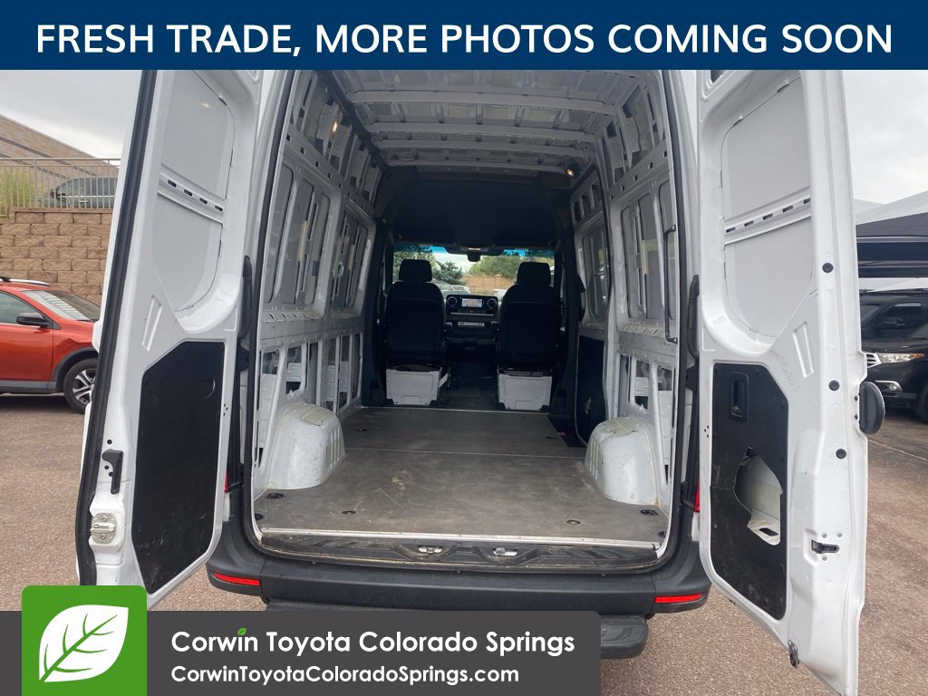 Used 2025 Mercedes-Benz Sprinter 2500 image 11