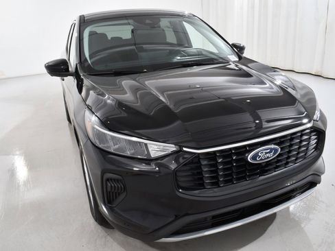 Used 2023 Ford Escape Active w/ Tech Pack #2 image 4