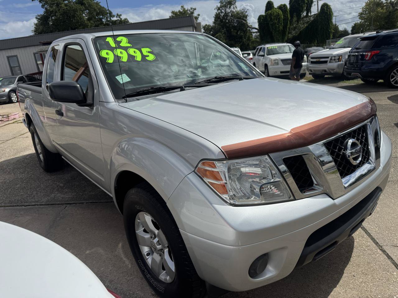 Used 2012 Nissan Frontier SV RWD image 5