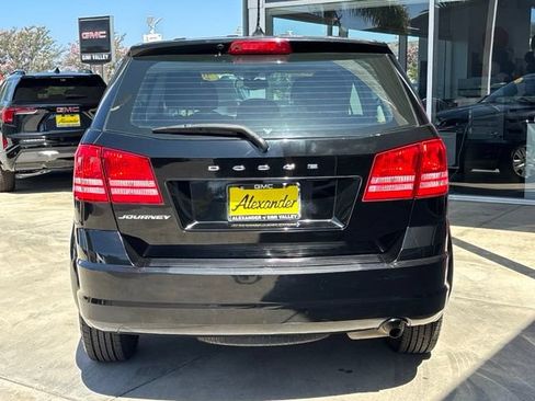 Used 2015 Dodge Journey American Value Package w/ Flexible Seating Group FWD image 4