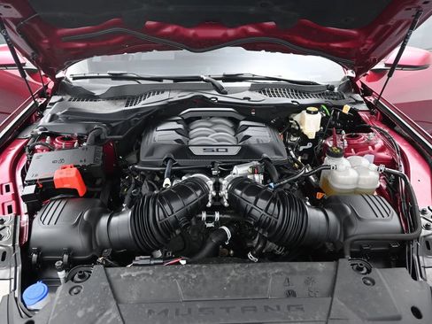 Used 2025 Ford Mustang GT Premium RWD image 12