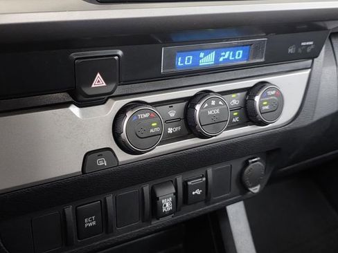 Certified 2022 Toyota Tacoma SR5 image 15