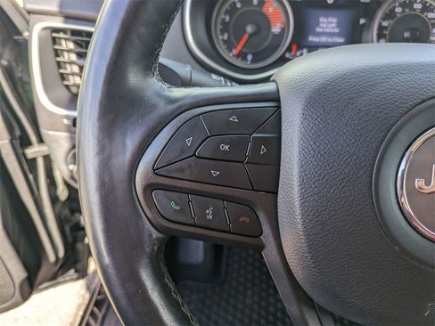 Certified 2020 Jeep Cherokee Trailhawk w/ Cold Weather Group image 16