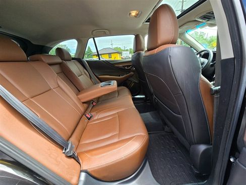 Used 2020 Subaru Outback Touring w/ Popular Package #2 AWD/4WD image 18