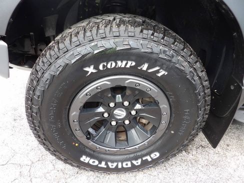 Used 2018 Ford F150 Raptor w/ Equipment Group 802A Luxury AWD/4WD image 6
