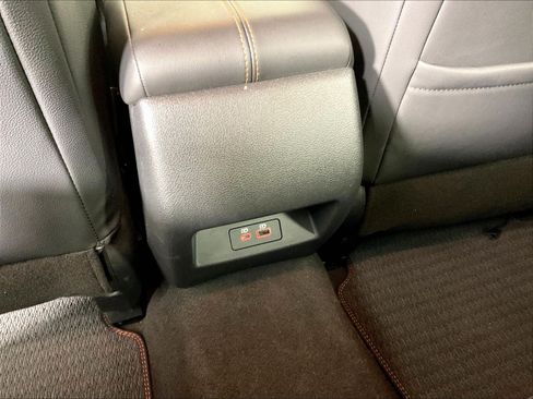 Used 2022 Nissan Altima 2.5 SR FWD image 11