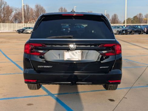 Certified 2023 Honda Odyssey Sport image 7