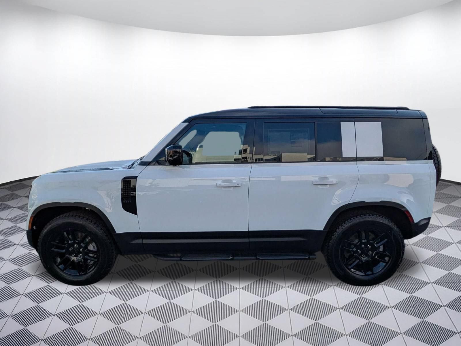 New 2026 Land Rover Defender 110 S AWD/4WD image 2