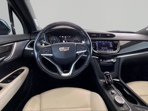 Used 2024 Cadillac XT6 Sport w/ Technology Package AWD/4WD image 8