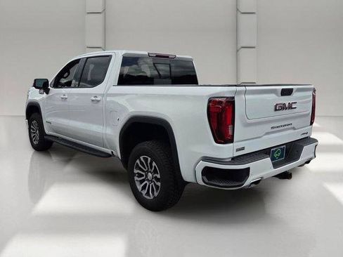 Certified 2021 GMC Sierra 1500 AT4 w/ AT4 Premium Package AWD/4WD image 3