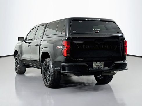 Certified 2025 Chevrolet Colorado Z71 w/ Technology Package AWD/4WD image 5