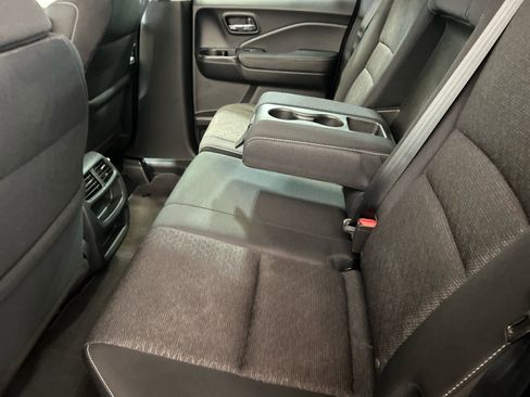 Used 2023 Honda Ridgeline Sport image 5