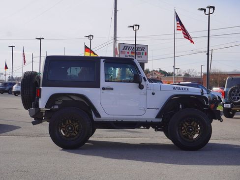 Used 2018 Jeep Wrangler Sport w/ Quick Order Package 24W image 8