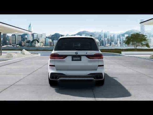New 2025 BMW X7 M60i w/ Climate Comfort Package image 25